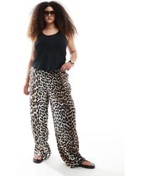 Vero Moda - – hose zum reinschlüpfen mit leopardenmuster und weitem bein - Lyst
