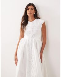 ARRANGE Cinched Waist Pleat Detail Maxi Dress in Natural | Lyst ARRANGE Cinched Waist Pleat Detail Maxi Dress in Natural | Lyst
