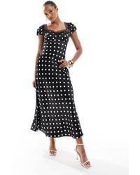 4th & Reckless - Satijnen Maxi Jurk Met Kanten Rand En Kapmouwen - Lyst