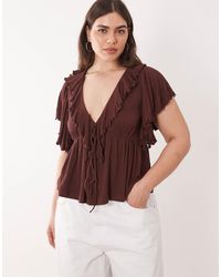 ASOS - Asos Design Curve Crinkle Plunge Ruffle Flutter Sleeve Top - Lyst