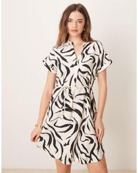 Vila - Short Sleeve Tie Waist Notch Neck Mini Dress - Lyst