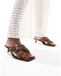 Stradivarius - Buckle Detail Leather Heeled Thong Sandal - Lyst