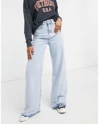 Cropped flared jeans Damen Kleidung Jeans Jeans mit hoher Taille Stradivarius Jeans mit hoher Taille Stradivarius 