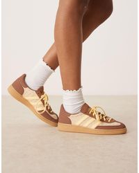 adidas Originals - Handball spezial - baskets à semelle en caoutchouc - et jaune - Lyst