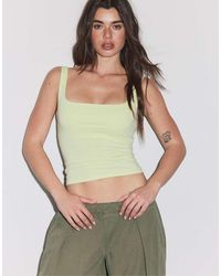 Stradivarius - Tank Top With A Square-cut Neckline - Lyst