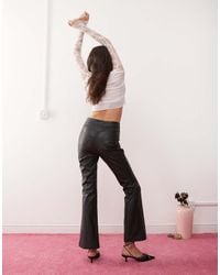 Miss Selfridge - Pantalones De Campana Con Bolsillo En Forma De Corazón De Cuero Sintético De - Lyst