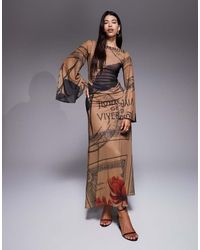 ASOS - Maxi-Jurk Van Mesh Met Bloemenprint, Lange Mouwen En Gedrapeerde Achterkant - Lyst