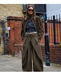 Bershka - Tall Barrel Trousers With Pleats - Lyst