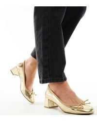 Asos Design Wide Fit - Steffie Bow Detail Mid Block Heeled Shoes - Lyst