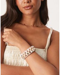 ASOS - Elastische Brede Armband Met Imitatieschelpen - Lyst