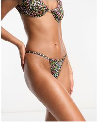 Miss Selfridge - – bikinihose mit hohem beinausschnitt und em blümchenmuster - Lyst