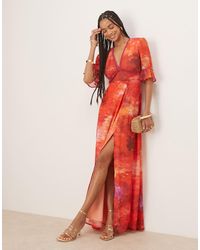 Hope & Ivy - Frill Sleeve Thigh Split Maxi Dress With Keyhole Back - Lyst