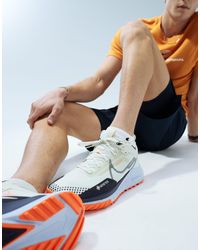 Nike - React pegasus trail 4 gore-tex - baskets - blanc cassé et orange - Lyst