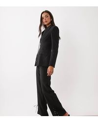 Kaiia - Esclusivo Pantaloni Dritti Sartoriali Con Dettagli A Occhielli E Orlo Con Lacci, Coordinato - Lyst