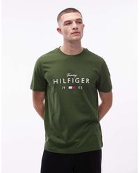 Tommy Hilfiger - Stacked Centre Logo T-shirt - Lyst