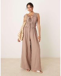 ASOS - Jumpsuit Met Aangerimpelde Buste Van Dubbele Stof - Lyst