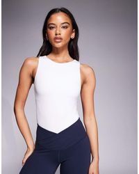 4505 - Body Morbido Al Tatto Con Scollo A Barchetta E Reggiseno Incorporato - Lyst
