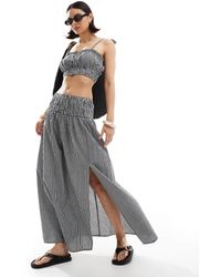 New Look - Gonna Midi Arricciata Nera A Quadretti - Lyst