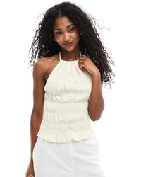 ASOS - Top Allacciato Al Collo Arricciato E Testurizzato Color Latticello - Lyst
