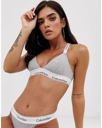 Calvin Klein – Modern Cotton – Ungefütterte Triangel-Bralette - Grau