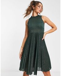 Closet - Vestito midi accollato color smeraldo metallizzato a pieghe - Lyst
