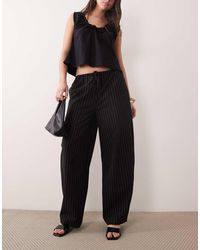 ASOS - Pull-On Broek Met Barrelpijpen En Krijtstreep - Lyst