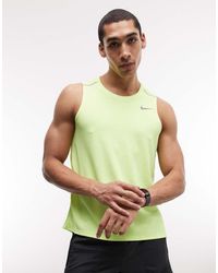 Nike - Miler Dri-Fit Vest - Lyst