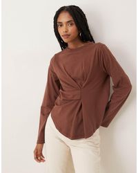 ASOS - Getailleerde Top Met Geplooid Detail En Lange Mouwen - Lyst