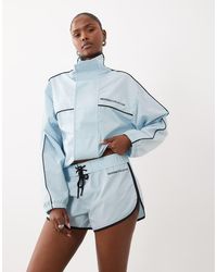 ASOS - Weekend Collective Co-Ord Micro Nylon Short Met Strikceintuurdetail - Lyst