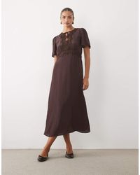 Nobody's Child - Wynne Satin Lace Detail Flutter Sleeve Maxi Dress - Lyst
