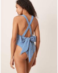 ASOS - – seersucker-badeanzug mit u-ausschnitt, riesiger rückenschleife und em vichy-karo - Lyst