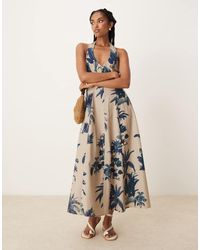 ASOS - Vestido Midi Con Cuello Halter, Y Godets En El Bajo De - Lyst