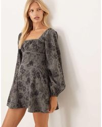 ASOS - Vestido Corto Gris De Pana Con Estampado Floral, Cuello Cuadrado, Mangas Voluminosas, Pecho Fruncido Y Ribetes De Encaje De - Lyst