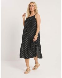 Yours Clothing - Crinkle Metallic Midi Dress - Lyst