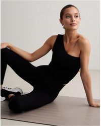 Aim'n - Vormgevende Naadloze Bralette Met Blote Schouder - Lyst