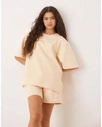 ASOS - T-Shirt Met Interlock-Naden En Split Aan De Zijkant - Lyst