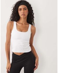 4505 - Soft Touch Scoop Neck Vest With Inner Bra And Removable Padding - Lyst
