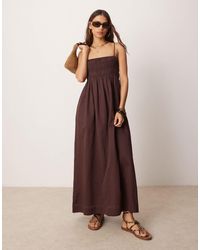 ASOS - Robe longue satinée en coton avec buste froncé - chocolat - Lyst