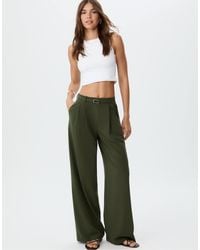 Stradivarius - Pantalon ample habillé avec boucle - Lyst