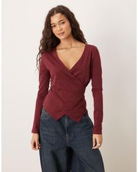 ASOS - Circular design collection - t-shirt manches longues à encolure asymétrique - bordeaux - Lyst