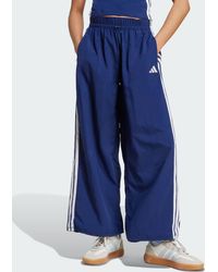 adidas Originals - Essentials - pantalon parachute tissé à 3 bandes - foncé et blanc - Lyst