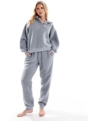 ASOS - Asos design petite – lounge-set aus oversize-kapuzenpullover und jogginghose aus teddyfell - Lyst
