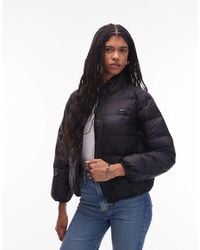 Levi's - Chaqueta Negra Acolchada Con Diseño Plegable Polly De - Lyst