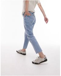 Topshop Unique - Jeans dritti cropped a vita medio alta candeggiati con bordi grezzi - Lyst
