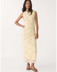 Stradivarius - Robe mi-longue en tulle - doré - Lyst