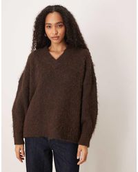ASOS - Maglione Spazzolato Oversize Color Cioccolato Con Scollo A V - Lyst