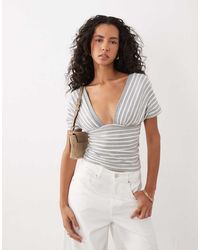 Motel - Vernia Plunge Batwing Top - Lyst