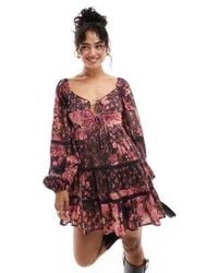 Miss Selfridge - – gestuftes minikleid aus baumwoll-spitze mit blumenmuster im patchwork-look - Lyst