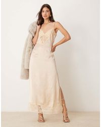 Miss Selfridge - Maxi-Jurk Van Satijn En Kant Met Bandjes - Lyst