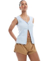 Pieces - Lace Trim Ribbed Sleeveless Top With Button Front Detail - Lyst